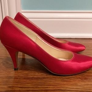 Dye-ables, custom dyed shoe